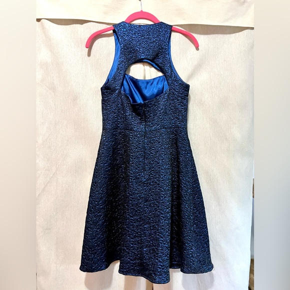 ABS Womens Blue Open Back Embroidered Metallic Flare Mini Dress Size 2 - Picture 3 of 6